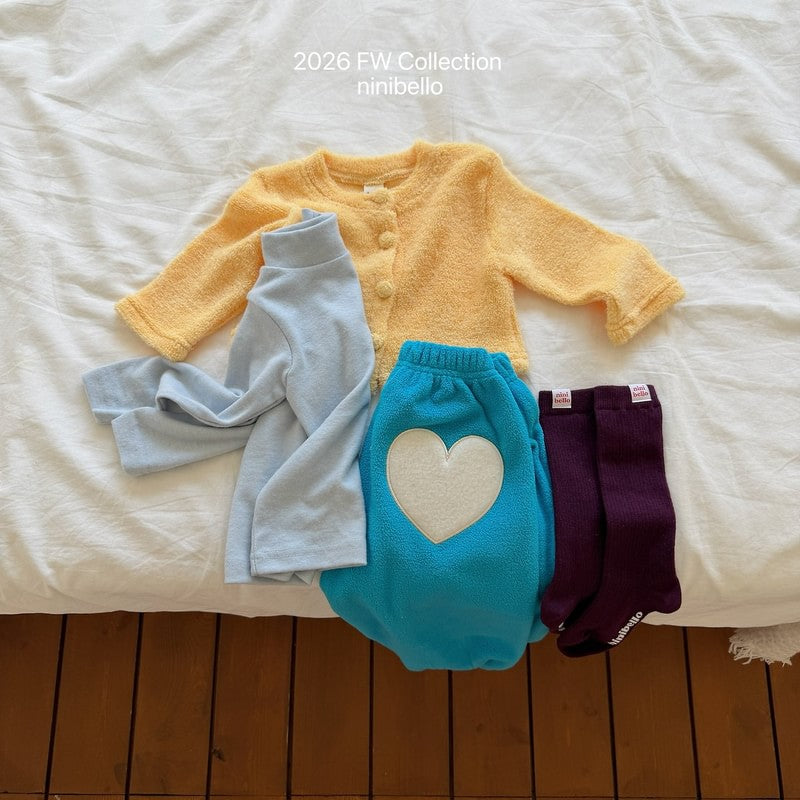 Little Foxx – Powder Turtleneck Tee