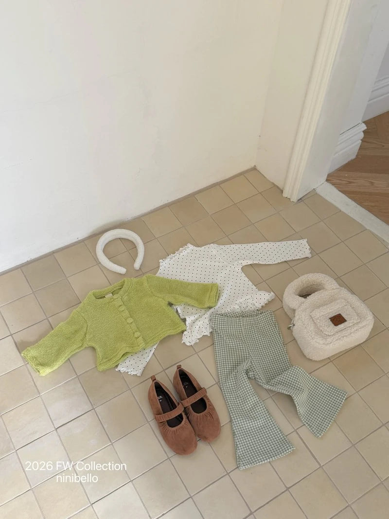 Toffee Bebe Bootcut Pants – koreanische Kindermode bei Little Foxx