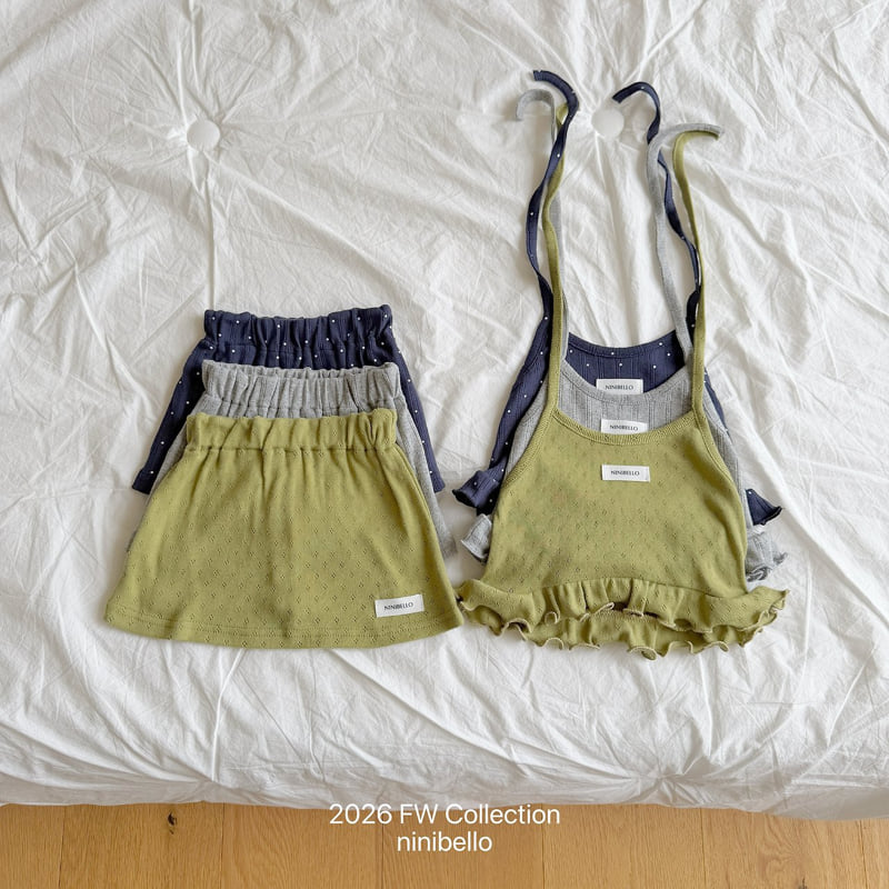 Little Foxx – Vivi Eyelet Halter Neck