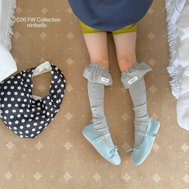 Little Foxx – Pintuck Frill Socks