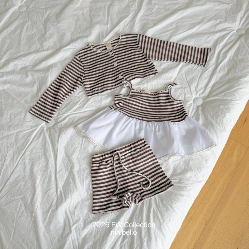 Little Foxx – Tommy Eyelet Shorts