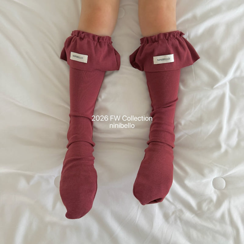 Little Foxx – Pintuck Frill Socks