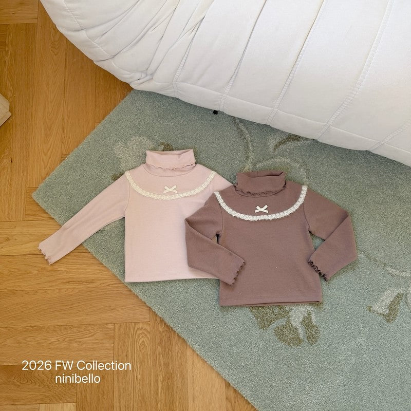 Little Foxx – Mignon Lace Turtleneck Tee