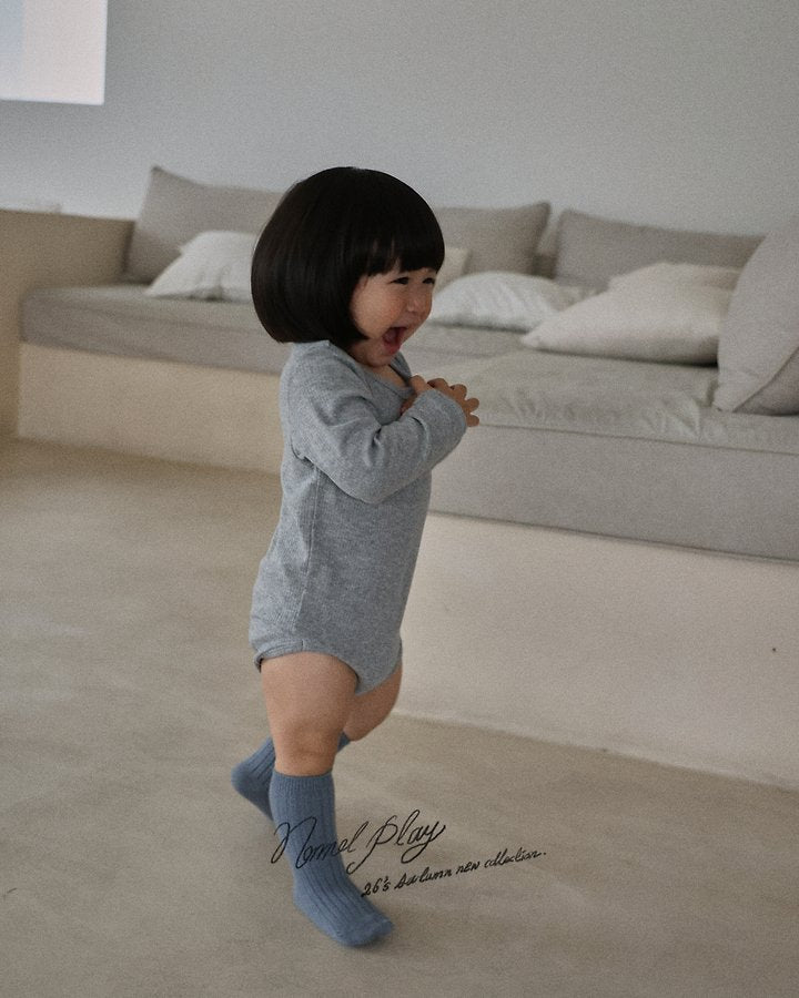 Little Foxx – Soft Autumn Baby Bodysuit