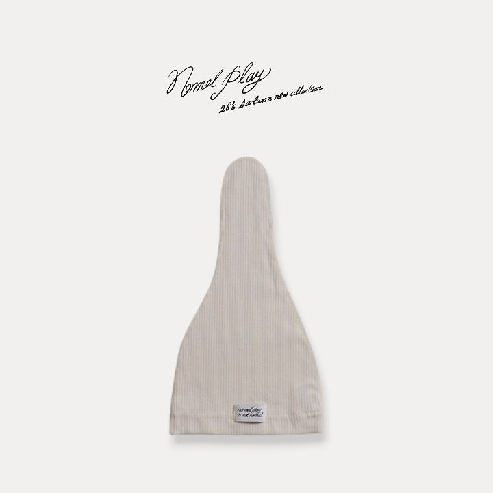 Little Foxx – Soft Autumn Pointed Hat