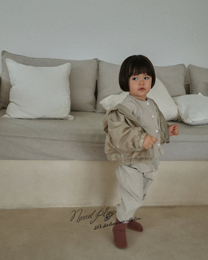 Little Foxx – Dove Shirring Zip-Up