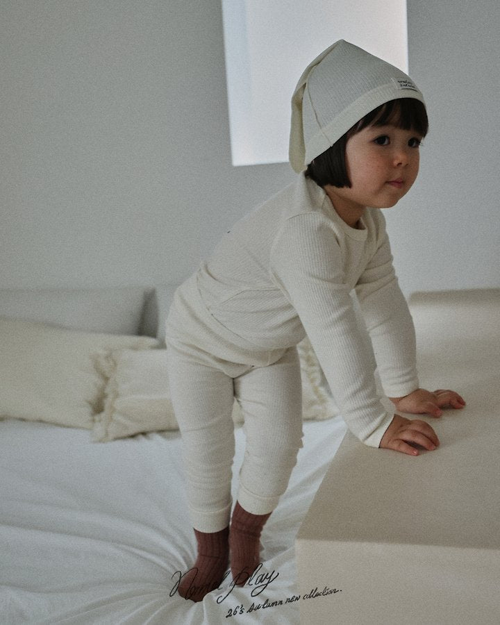Little Foxx – Soft Autumn Pointed Hat
