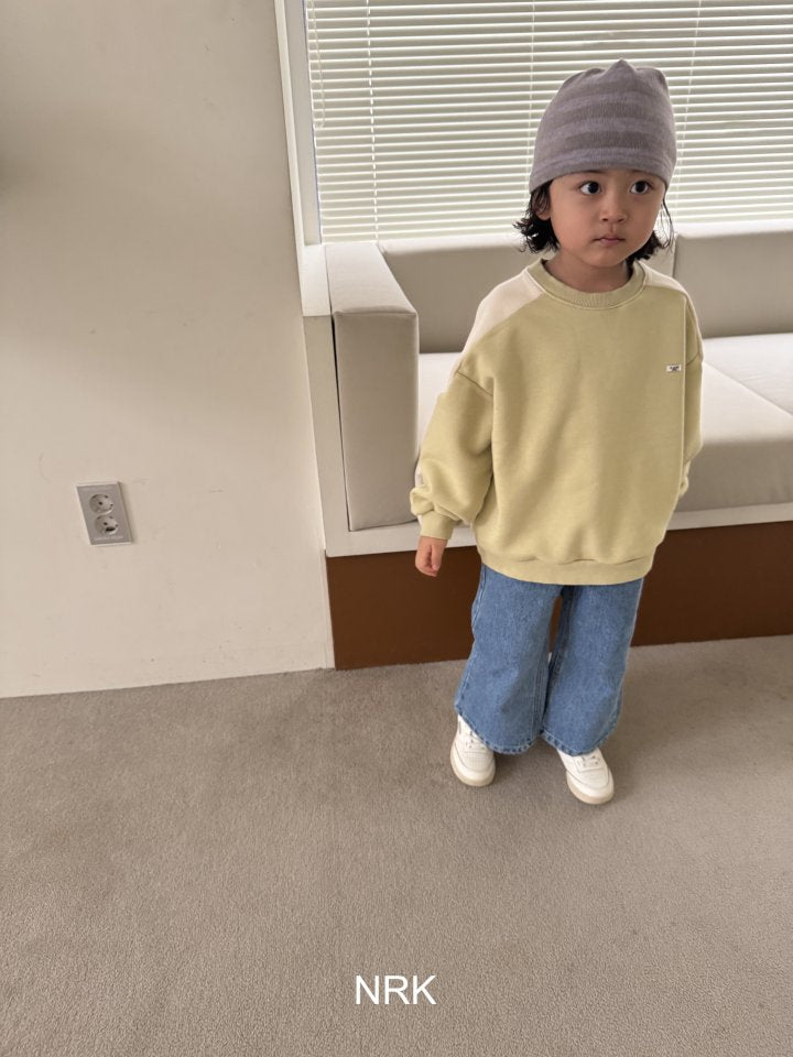 Loose Fit Bootcut Pants2_byLittleFox_jetztvorbestellen