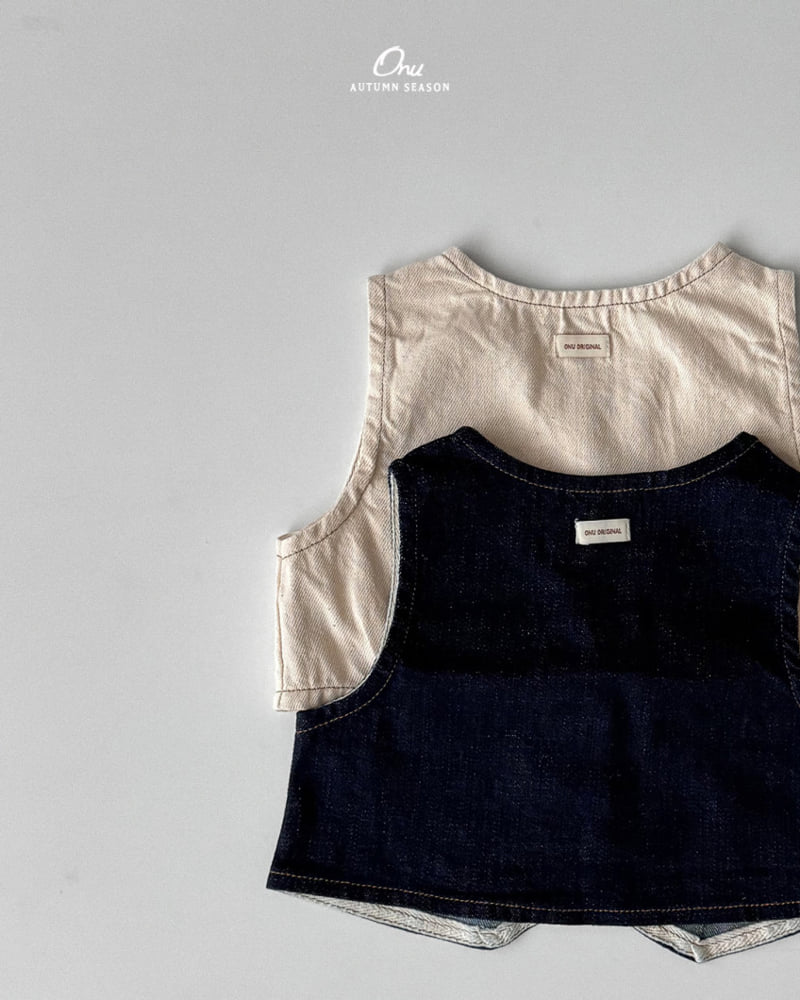 Little Foxx – V-Neck Vest