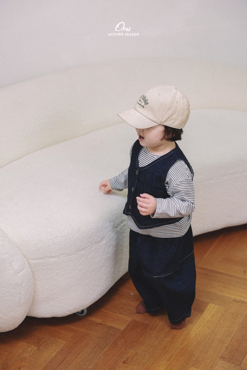 Little Foxx – V-Neck Vest