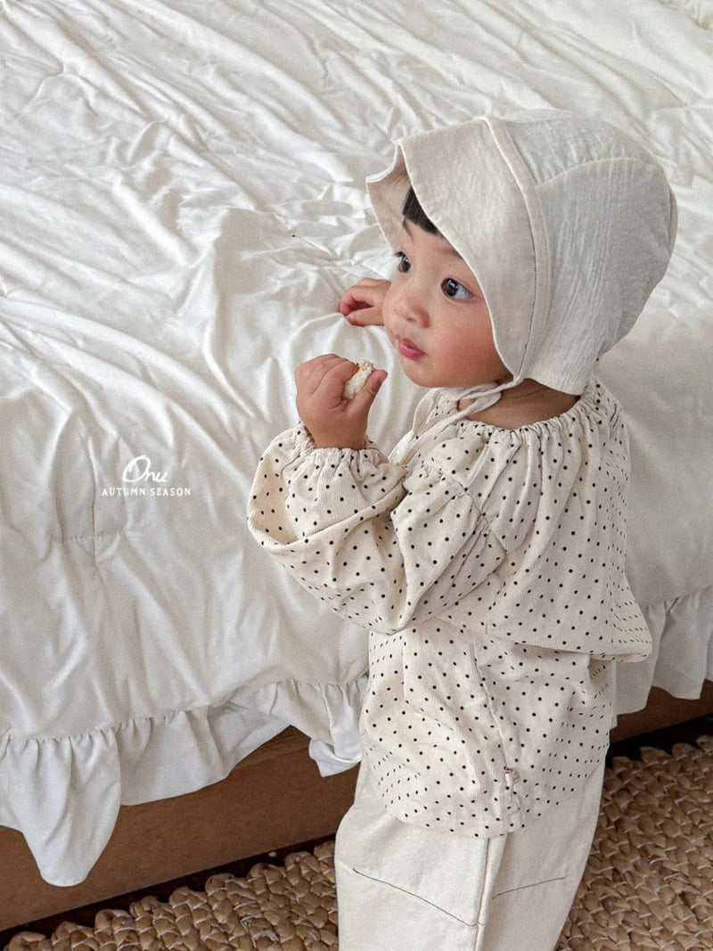 Little Foxx – Dot Shirring Blouse