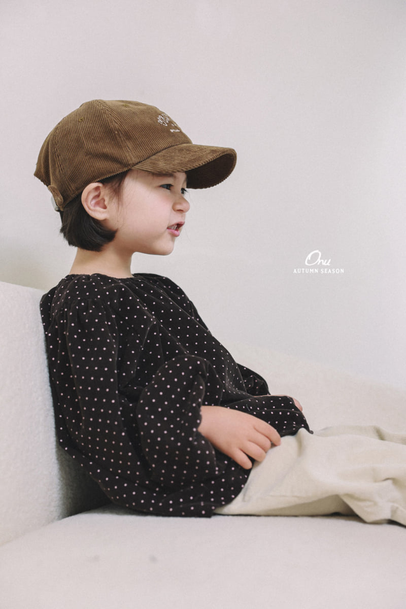 Little Foxx – Dot Shirring Blouse