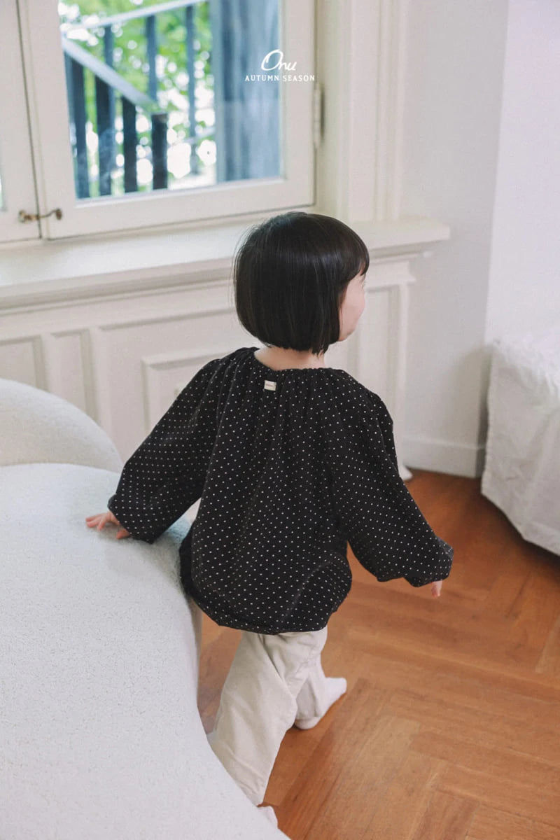 Little Foxx – Dot Shirring Blouse