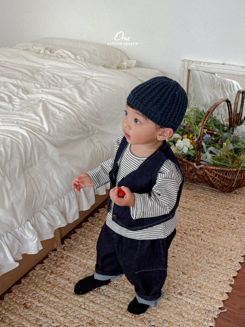Little Foxx – V-Neck Vest