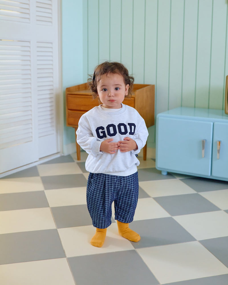 GOOD Sweatshirt (Kids)