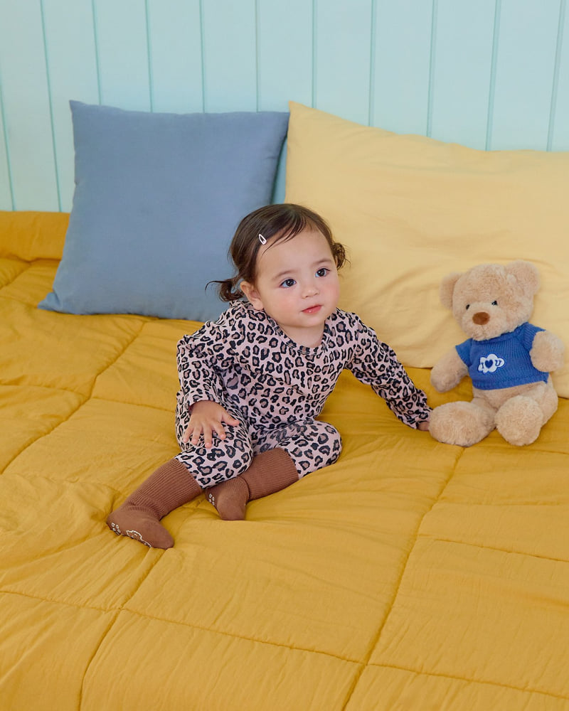 Little Leopard Easywear