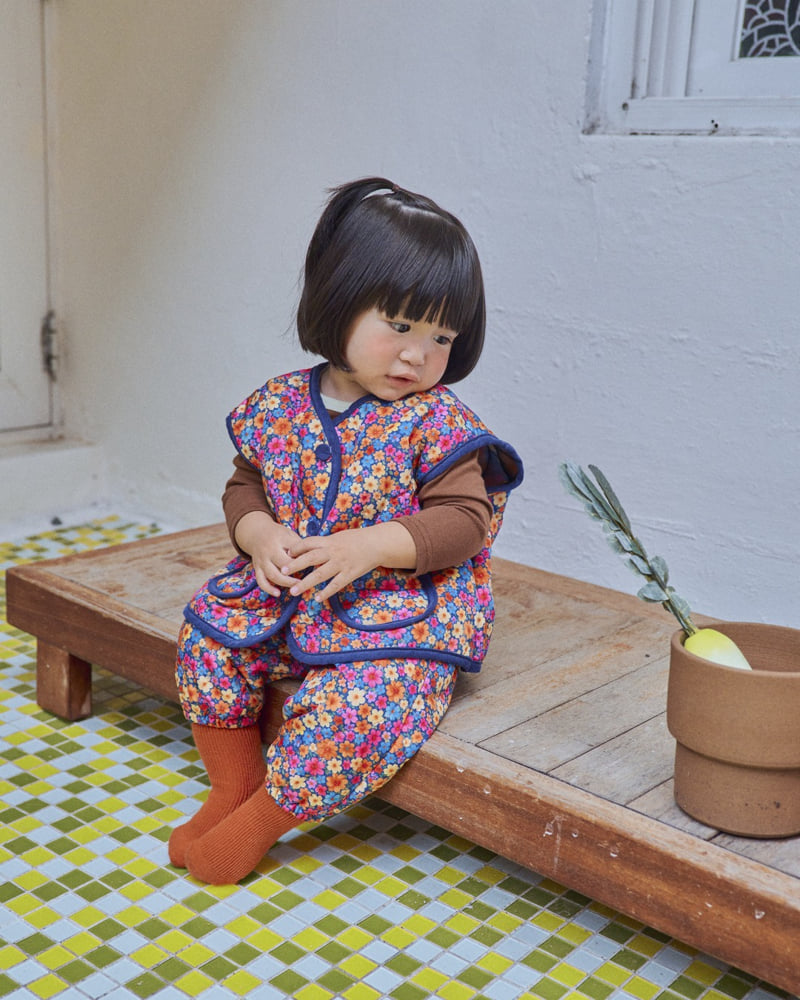 Little Foxx – Grandma Kimjang Top &amp; Bottom Set