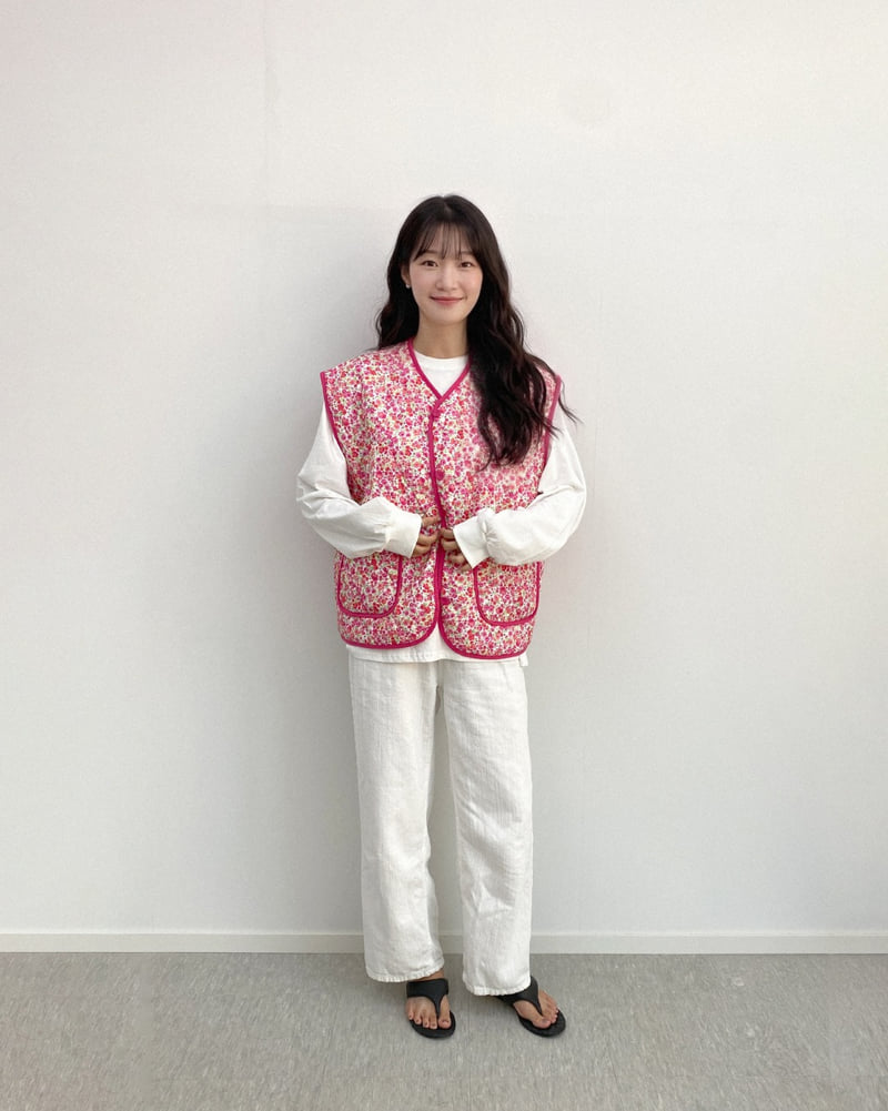 Little Foxx – Grandma Kimjang Vest (Adult)
