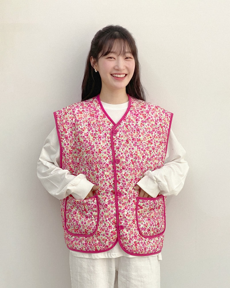 Little Foxx – Grandma Kimjang Vest (Adult)