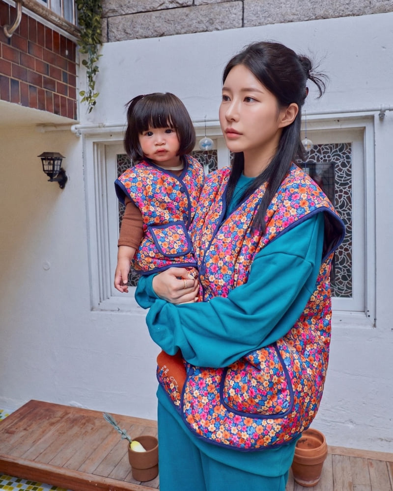 Little Foxx – Grandma Kimjang Vest (Adult)
