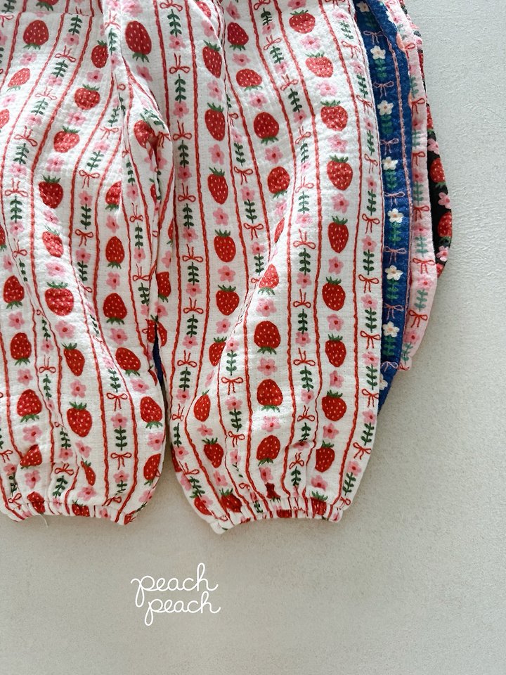 Little Foxx – Strawberry Pants