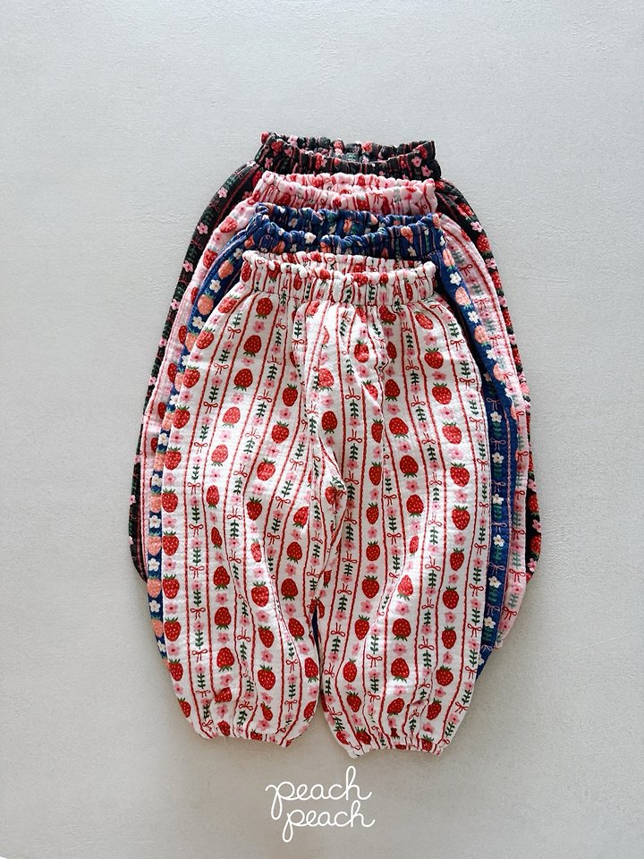 Little Foxx – Strawberry Pants