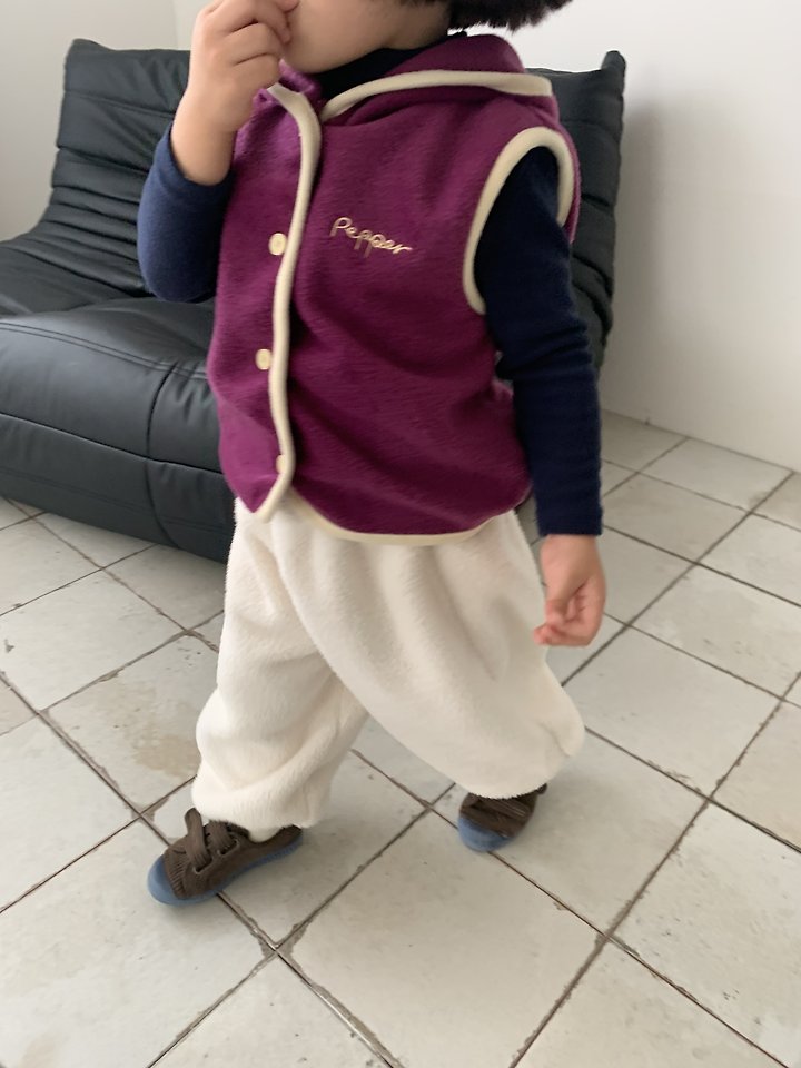 Polar Bear Hooded Vest – Jacke für Kinder, Made in Korea