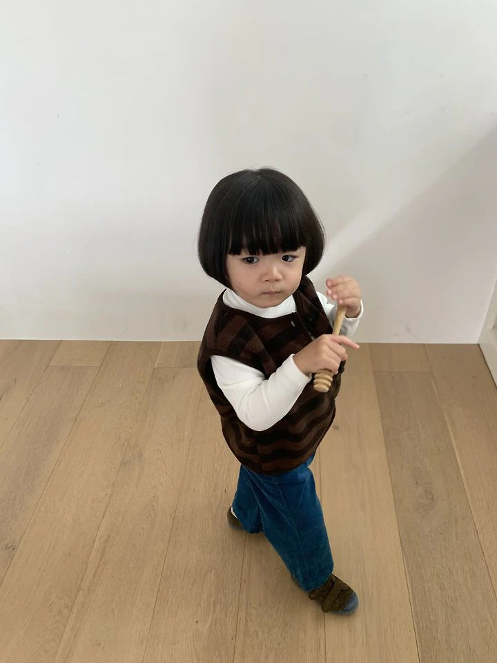 Chipmunk Vest – koreanische Kindermode bei Little Foxx