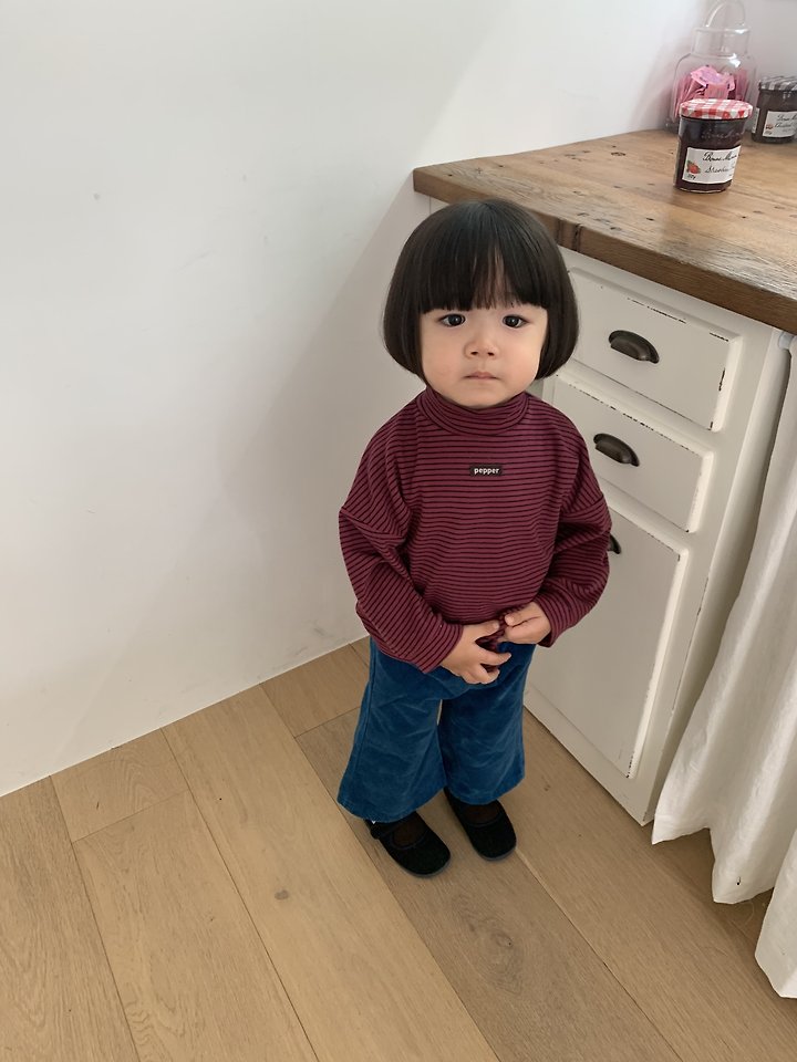 Bumblebee Striped Turtleneck – T-Shirt für Kinder, Foto 10