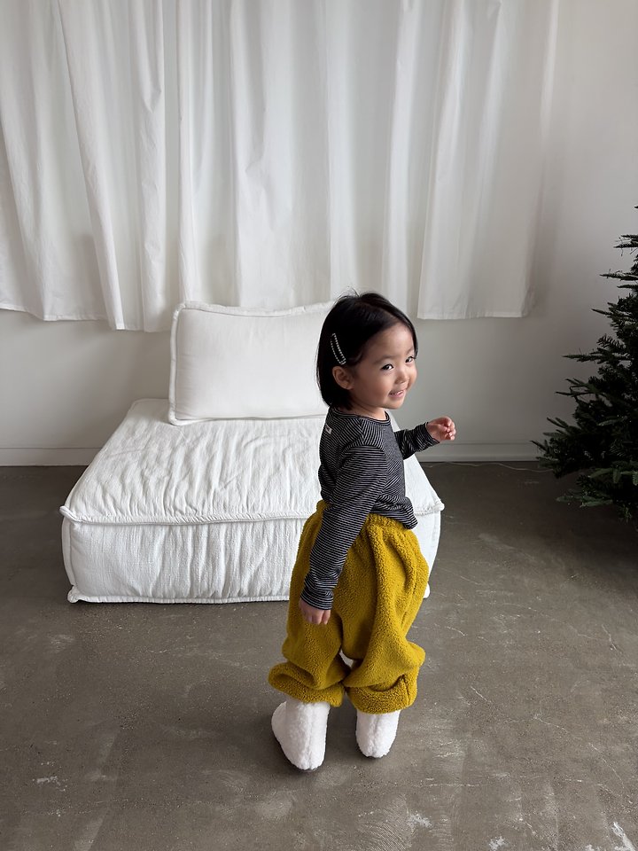 Bichon Jogger Pants – koreanische Kindermode bei Little Foxx