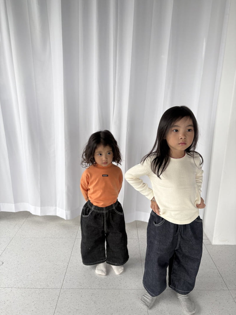 Non-Fade Denim Pants