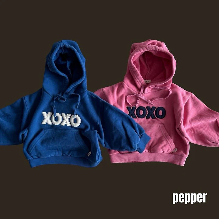 XOXO Hoodie – Sweatshirt für Kinder von Pepper, Made in Korea
