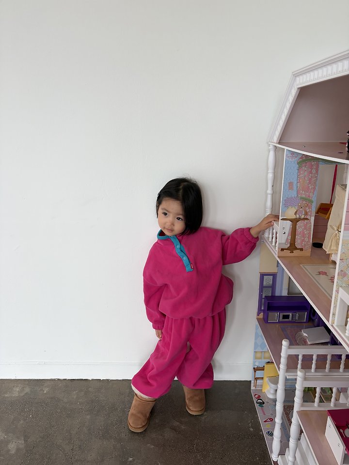 Candy Fleece Jogger Pants – Jogginghose für Kinder, Made in Korea