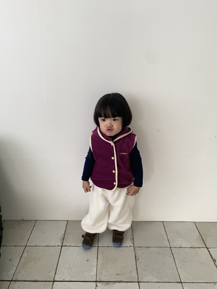 Polar Bear Hooded Vest – koreanische Kindermode bei Little Foxx