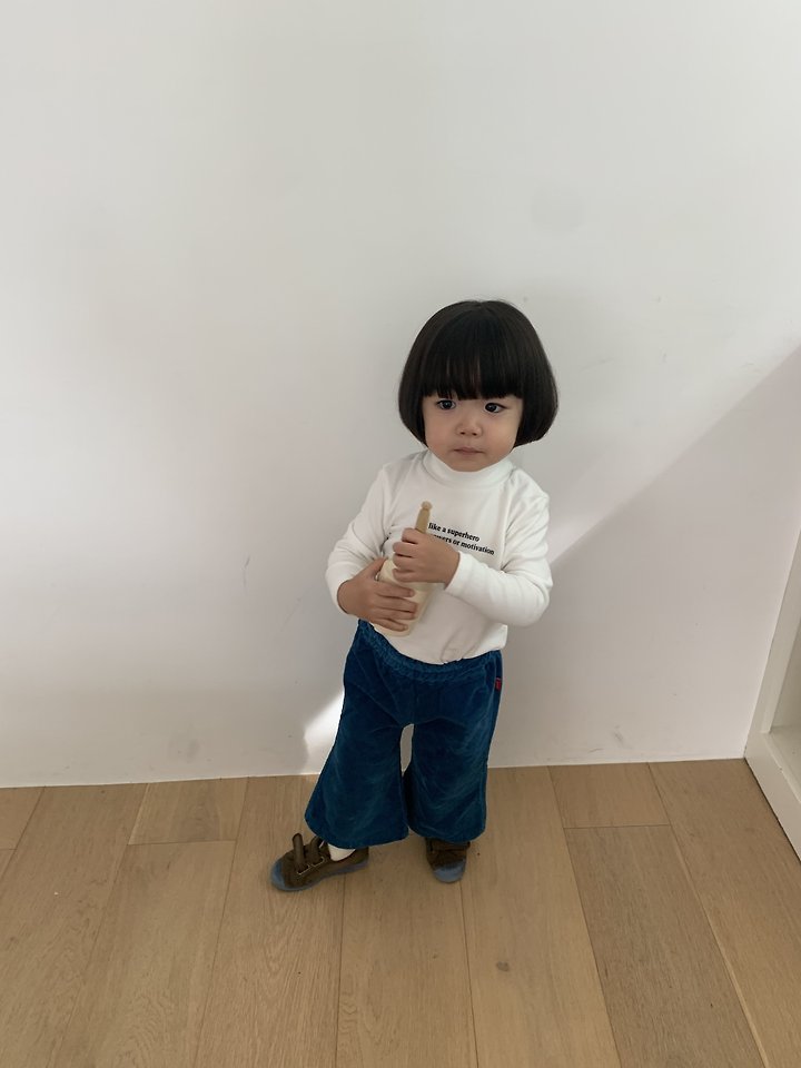 Whistle Half Turtleneck – koreanische Kindermode bei Little Foxx