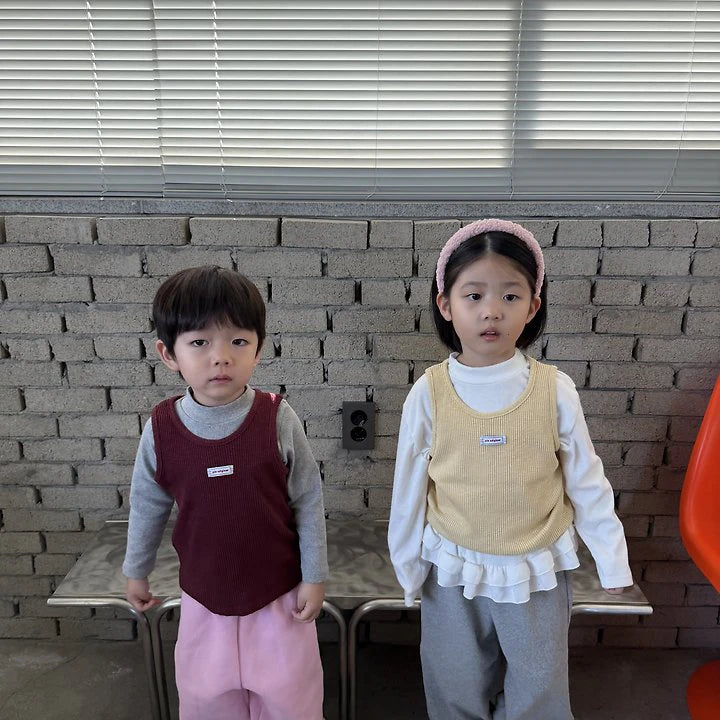 Little Foxx – Chewy Layered Sleeveless