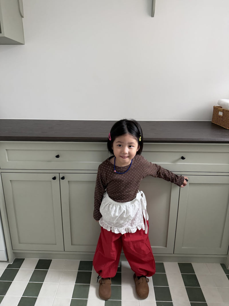 Baby’s Breath Apron
