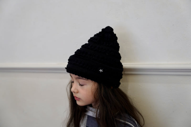 Little Foxx – Gopchang Beanie
