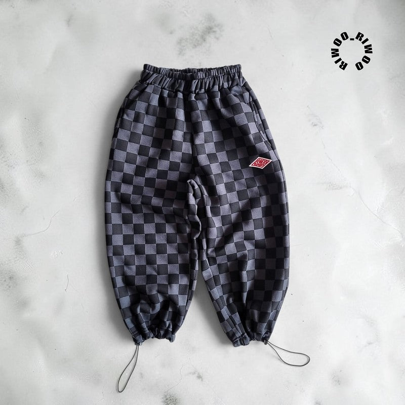 Little Foxx – Riwoo Chess Fleece String Pants
