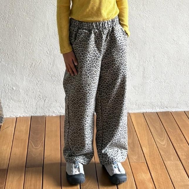 Little Foxx – Pigment Leopard Pants