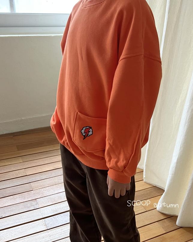 Little Foxx – Bold Pocket Sweatshirt