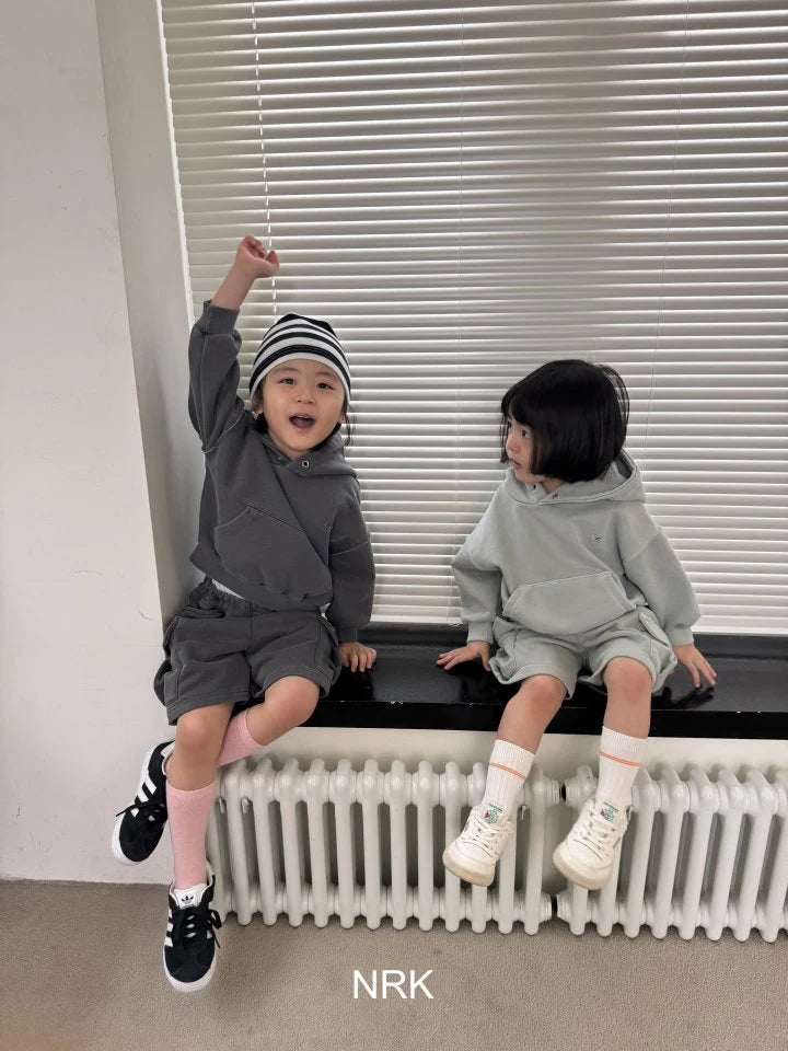 Pigment Hoodie Sweatshirt2_byLittleFox_jetztvorbestellen