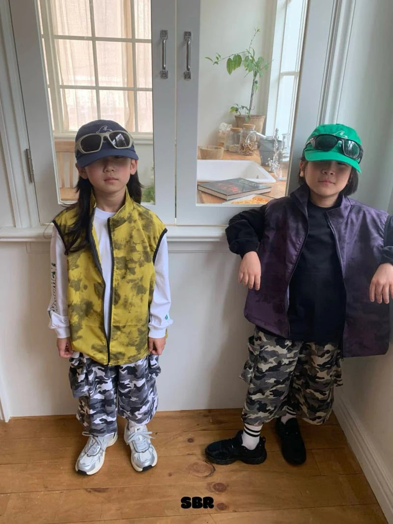 Little Foxx – Midi Camo Pants
