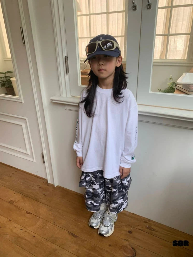 Little Foxx – Midi Camo Pants