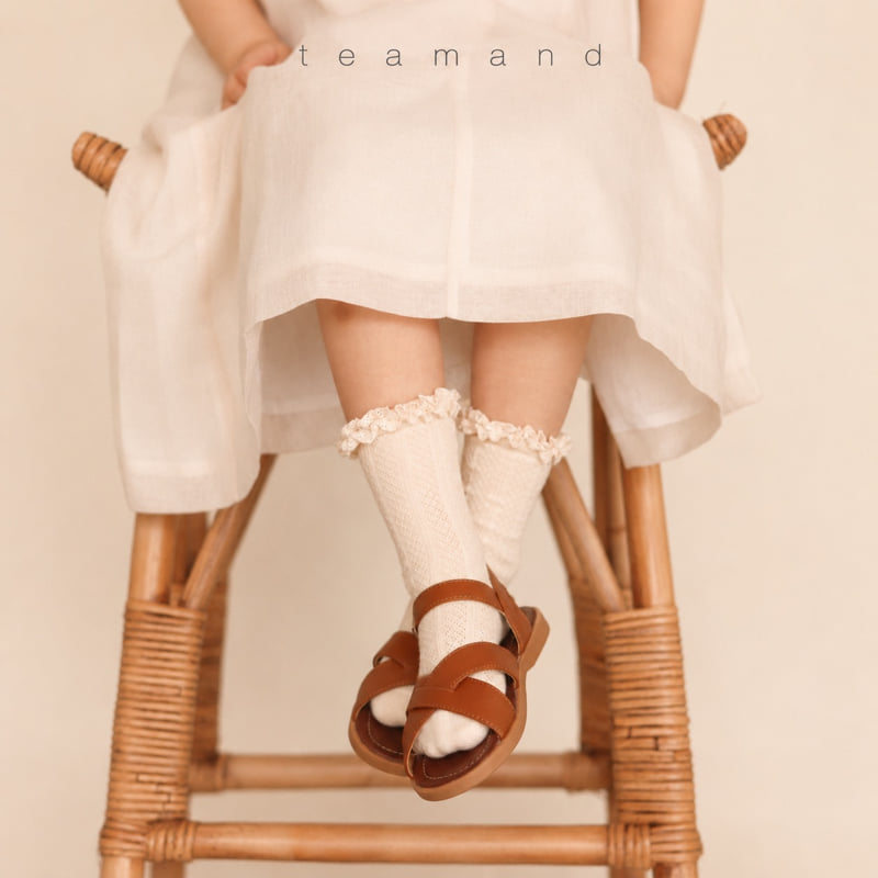 Little Foxx – French Lace Socks