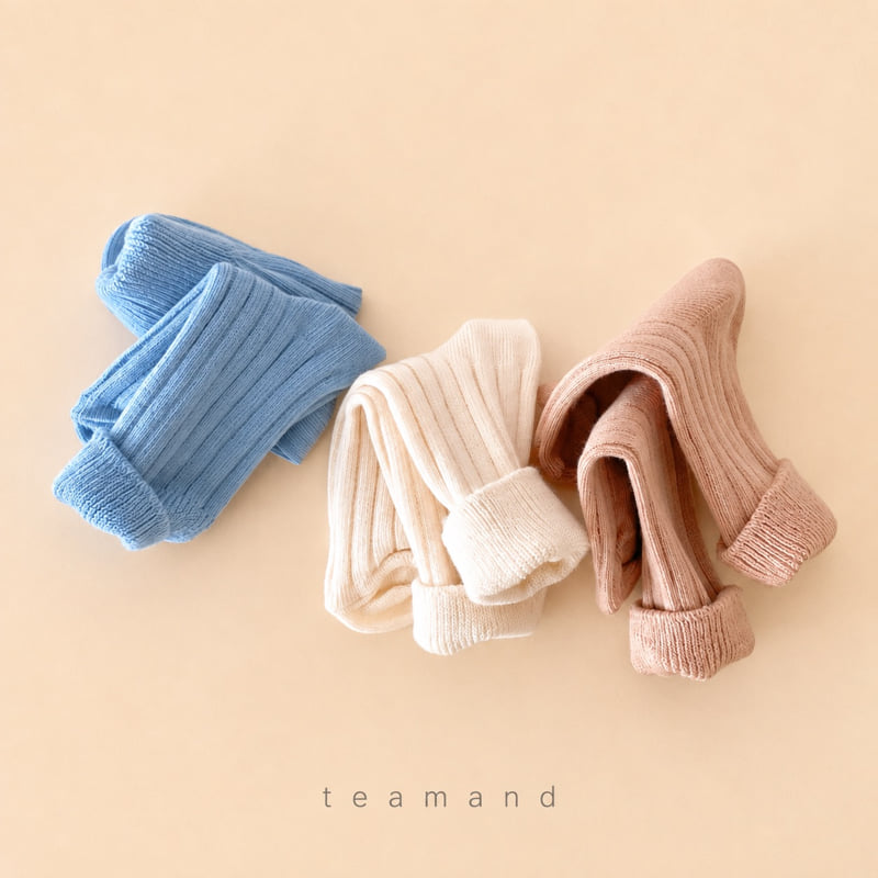 Little Foxx – Ribbed Cream Cheese Sock Set  Mom Couple
