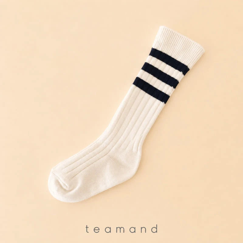 Little Foxx – 3-Line Ribbed Knee Socks