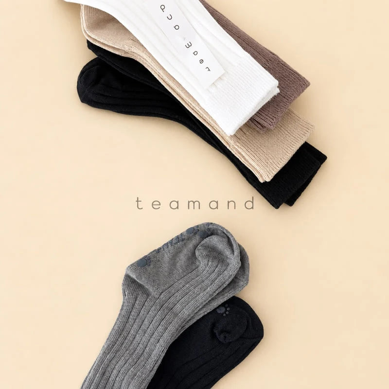 Little Foxx – Plain Ribbed Knee Socks