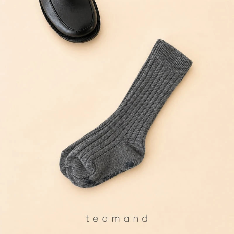 Little Foxx – Plain Ribbed Knee Socks