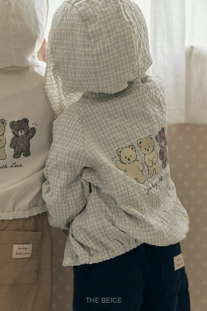 Little Foxx – Bear Jumper